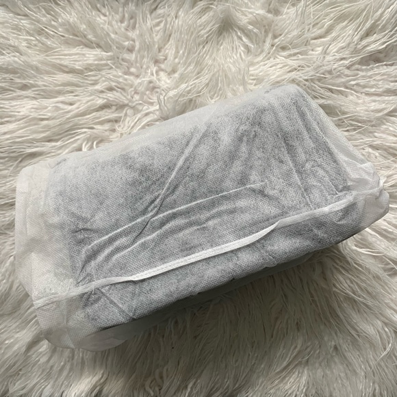 Grey/Silver Velvet Quilted Purse / Messenger Bag - Picture 8 of 8